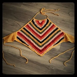 FVR21 CROCHET TOP